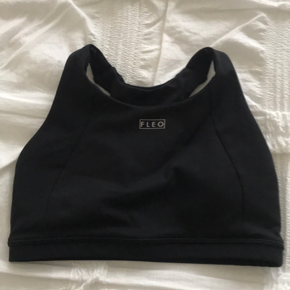 Fleo sports bra
